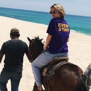 Meet your Posher, Cj